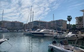 Studio confort port de Frejus